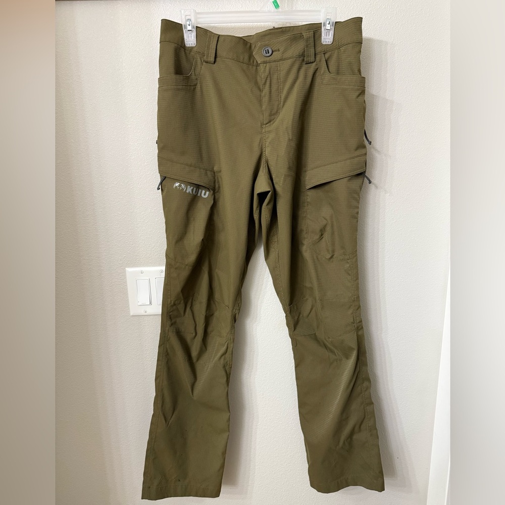 KUIU womens Tiburon Green  Pants size 10